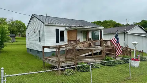 1527 6th Street, West Portsmouth, OH 45663