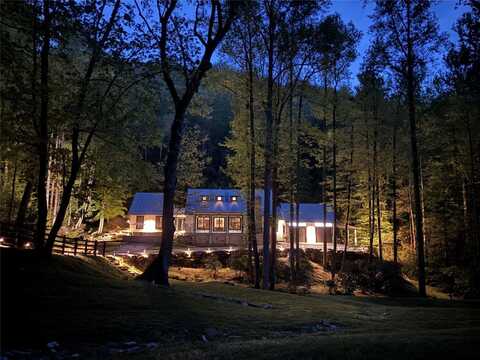 67 Chimney Overlook Drive, Scaly Mountain, NC 28775