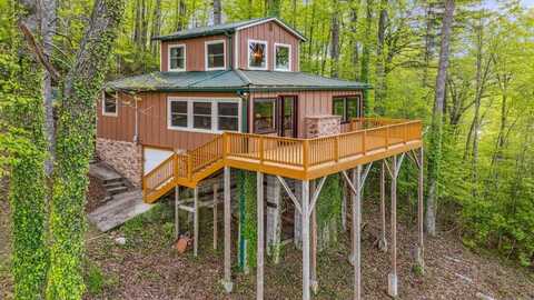 220 Roads End Ridge, Cullowhee, NC 28723