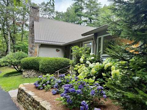 801 Split Rail Row, Highlands, NC 28741