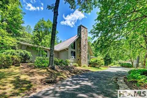 801 Split Rail Row, Highlands, NC 28741