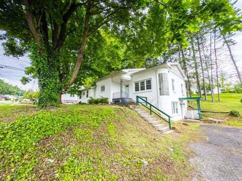 2 Woodbine Road, Lewistown, PA 17004