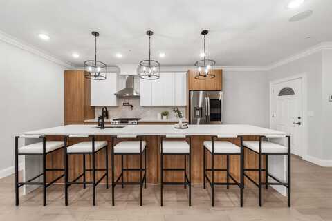 221 LIBERTY AVE, JC, Heights, NJ 07307