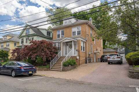 413 76TH ST, North Bergen, NJ 07047
