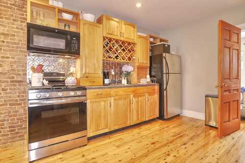 341 PARK AVE, Hoboken, NJ 07030