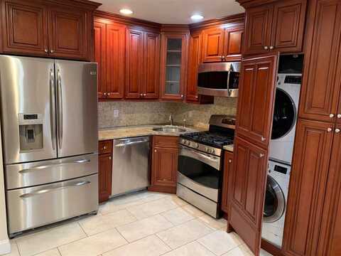 422 MONROE ST, Hoboken, NJ 07030