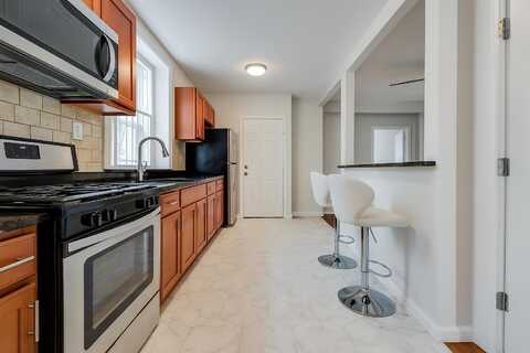 27 MARION PL, JC, Journal Square, NJ 07306