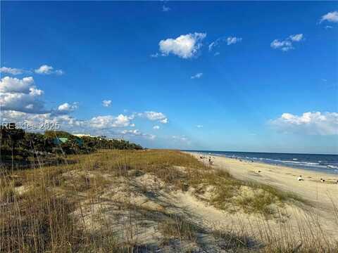 7A Roadrunner Lane, Hilton Head Island, SC 29928