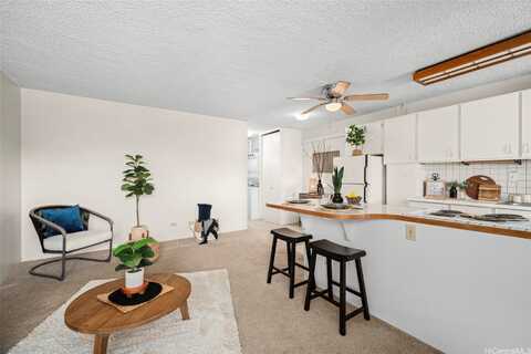 1670 Kalakaua Avenue, Honolulu, HI 96826