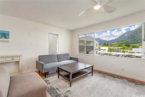 46-271 Kahuhipa Street, Kaneohe, HI 96744