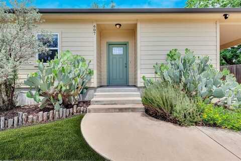 607 5th Street, Marble Falls, TX 78654