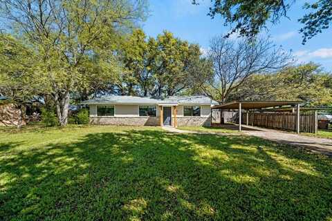 512 W Pecan Drive, Johnson City, TX 78636