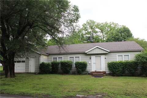 905 S Smelter Street, Pittsburg, KS 66762
