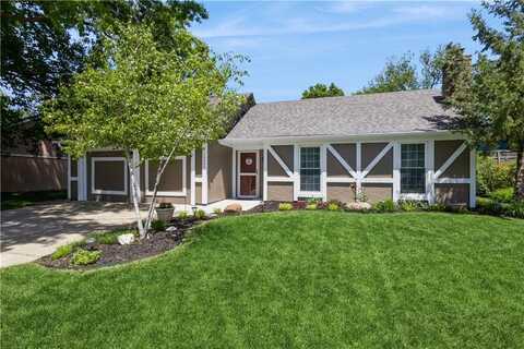 14205 S SUMMERTREE Lane, Olathe, KS 66062