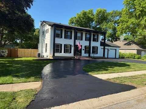 6101 W 99th Street, Overland Park, KS 66207