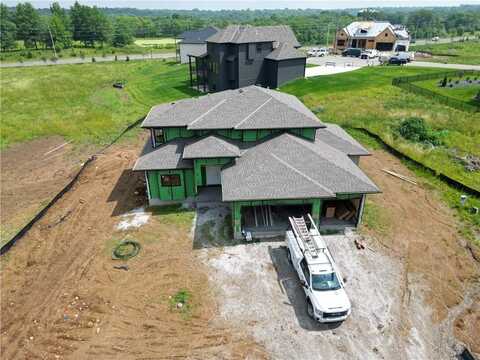 2531 NE Woodland Oaks Circle, Lees Summit, MO 64086