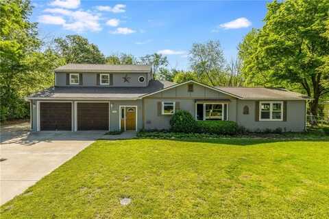 1304 Middlebrook Drive, Liberty, MO 64068