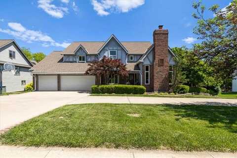 10712 W 109th Street, Overland Park, KS 66210