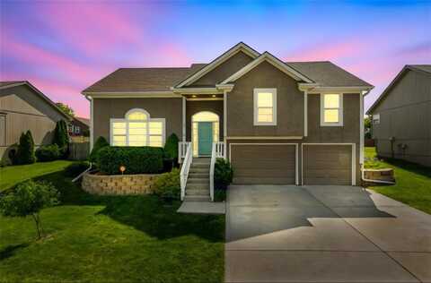 803 Crestridge Drive, Kearney, MO 64060
