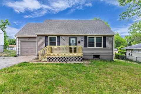 4343 Lister Avenue, Kansas City, MO 64130