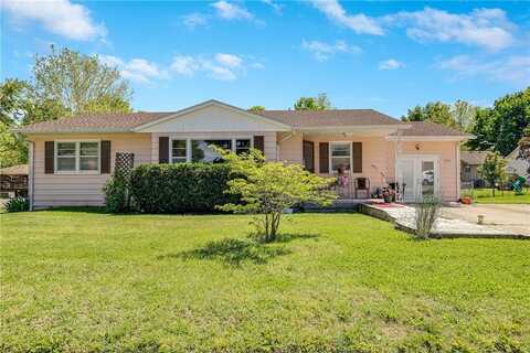603 W 30th Street, Higginsville, MO 64037