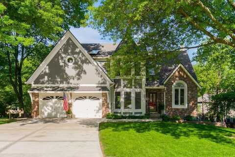 11662 S Parkwood Drive, Olathe, KS 66061