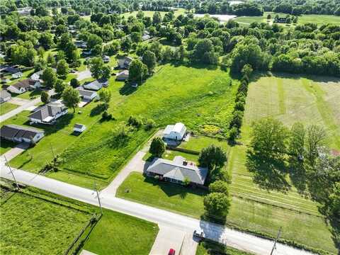 403 N Truman Street, Lamar, MO 64759
