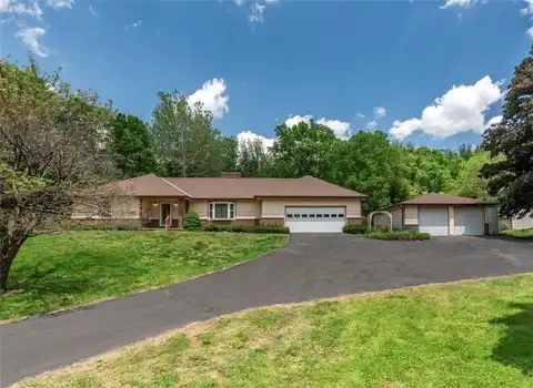 7005 S 1st Street, Saint Joseph, MO 64504