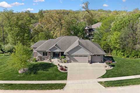 2055 Silver Maple Trail, NorthLiberty, IA 52317