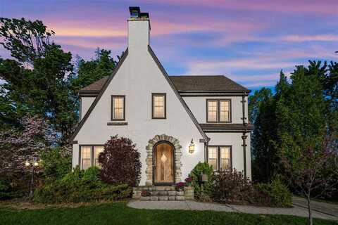 2535 Vernon Ct SE, CedarRapids, IA 52403