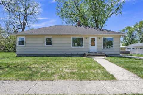 105 Avenue B W, Lake Park, IA 51347