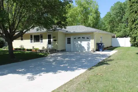 1617 5th Avenue E, Spencer, IA 51301