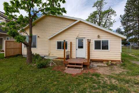 311 Patton St, Marsing, ID 83639