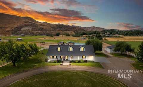 3637 Frozen Dog Rd, Emmett, ID 83617