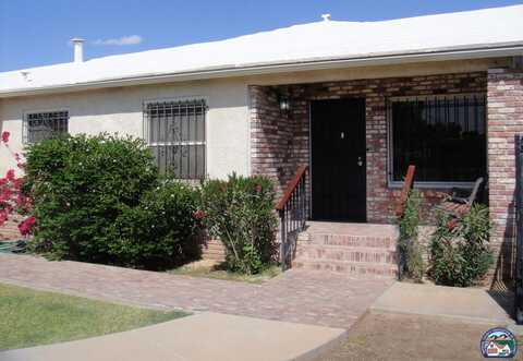 211 Solano Ave, El Centro, CA 92243