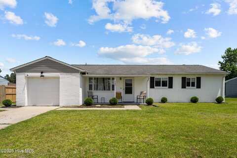 402 Myna Drive, Jacksonville, NC 28540