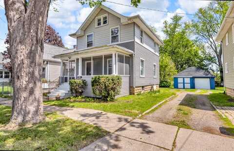 327 Carr Street, Jackson, MI 49201