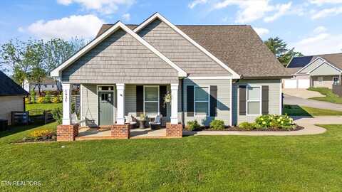 1925 Farris Rd, Maryville, TN 37803