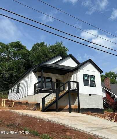 2231 Atchley St, Knoxville, TN 37996