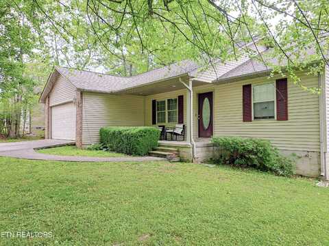 2040 Menasha Drive, Crossville, TN 38572