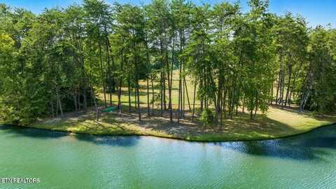 946 Bay Creek Drive, Vonore, TN 37885