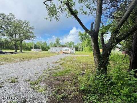 724 Old Cemetery Rd, Madisonville, TN 37354