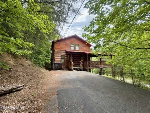 2575 Black Bear Lane, Sevierville, TN 37876
