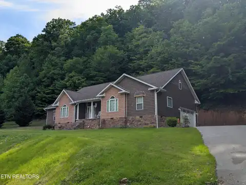 900 Twin Fawn Trail, Middlesboro, KY 40965