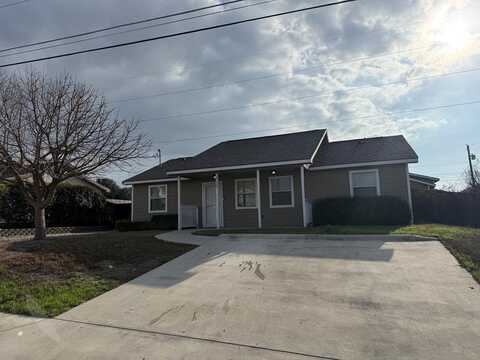 117 Rankin Nix Drive, Kerrville, TX 78028