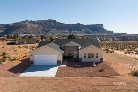 1140 S Independence Way, Big Water, UT 84741