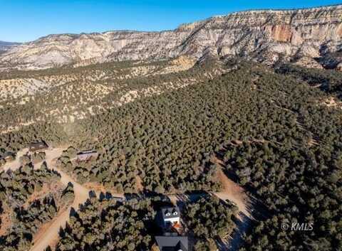 White Cliffs Dr, Orderville, UT 84758