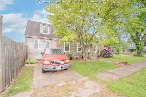 108 55th Street SE, Charleston, WV 25304