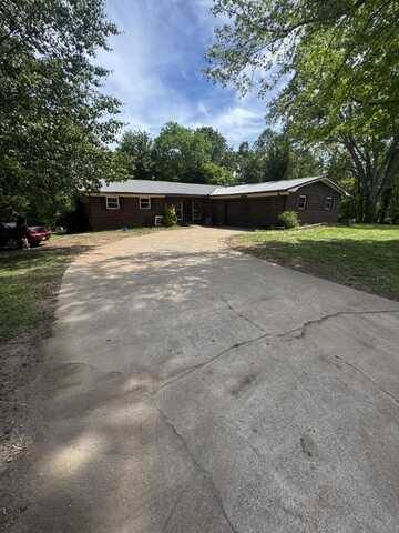828 Bear Springs Road, Morristown, TN 37814