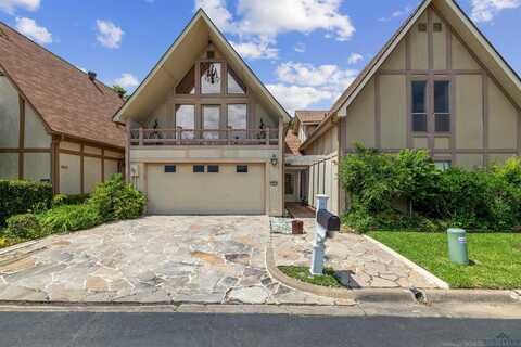 1011 Towne Lake Dr, Longview, TX 75601